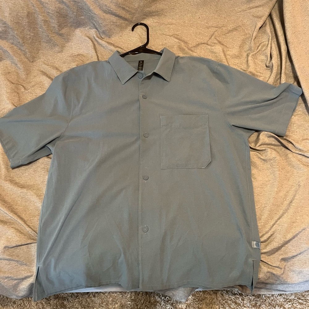 Lululemon Blue Short Sleeve Shirt